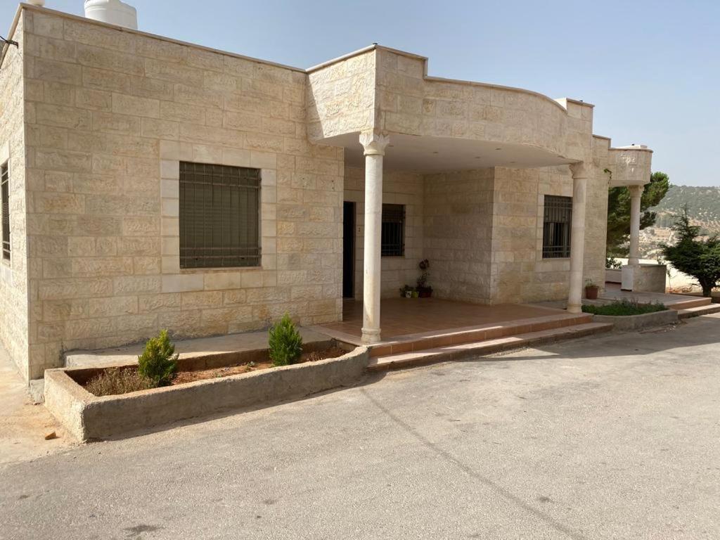 Full furnitured house بيت مفروش للأيجار photo 4