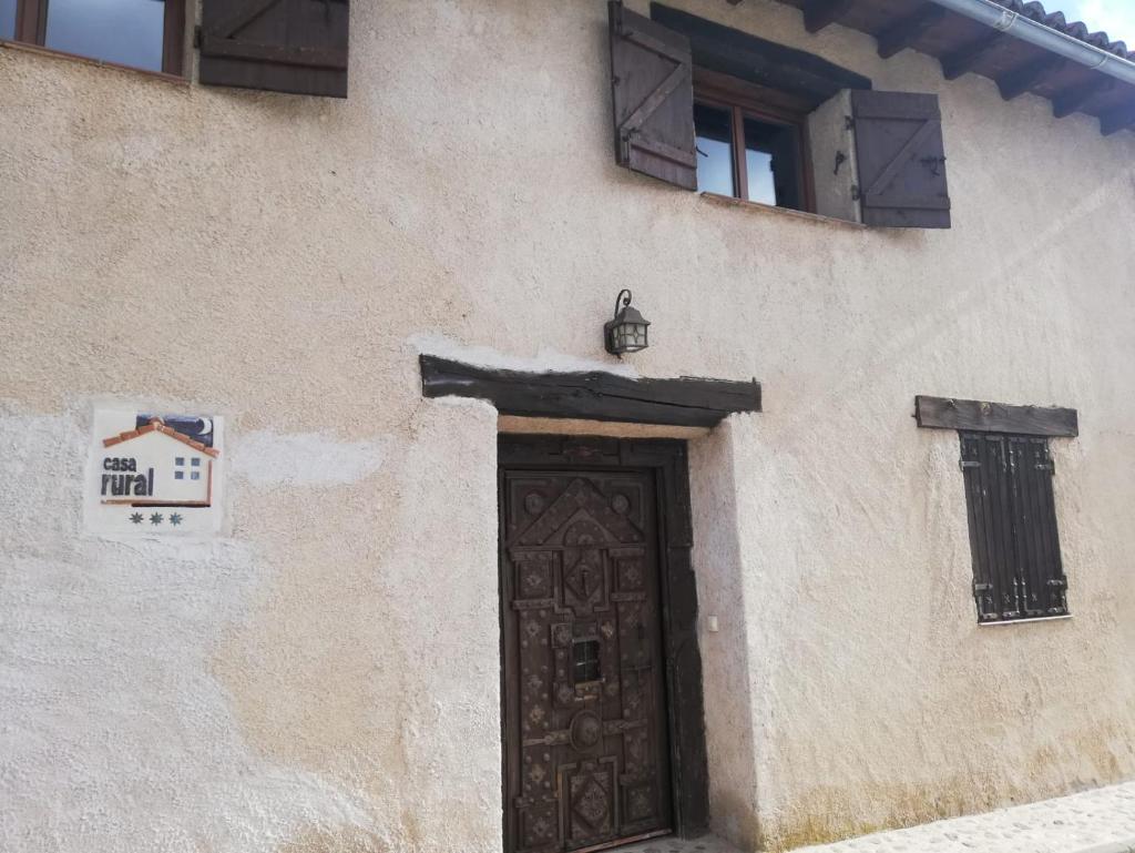 LA FRAGUA - CASA RURAL EN VILLANUEVA DE GOMEZ (AVILA)