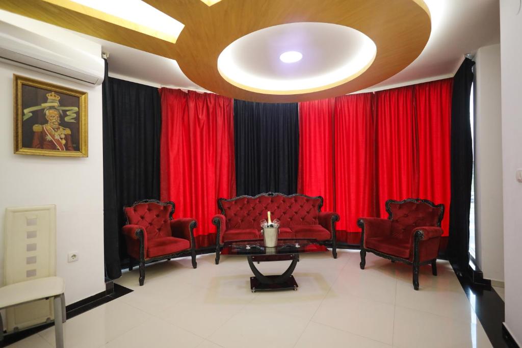 Hotel Golden Lux photo 1