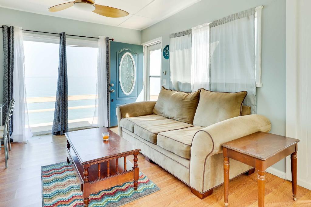 Scenic Geneva Cottage with Lake Erie Beach Access! photo 2