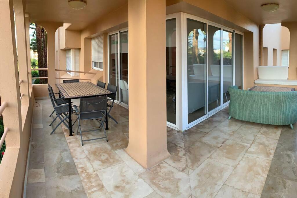 Charming 3 Bedroom apartment with sea view in the heart of Sotogrande photo 3