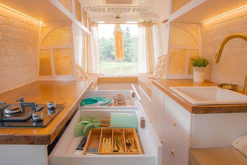 Campervan Bogota Rolling Suite photo 1