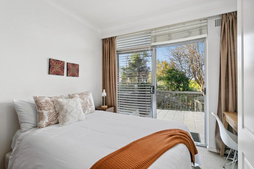 RAG03 - Balmoral Bliss - Spacious 2 Bedroom Beach Apartment photo 1