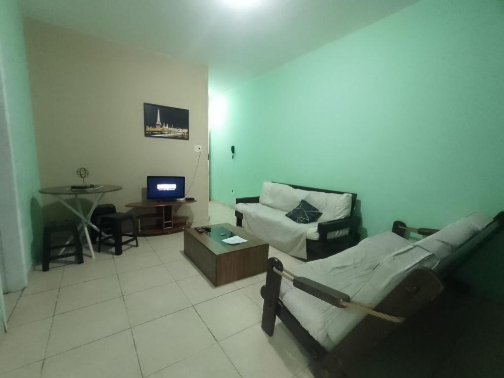 Apartamento para até 05 pessoas no centro
