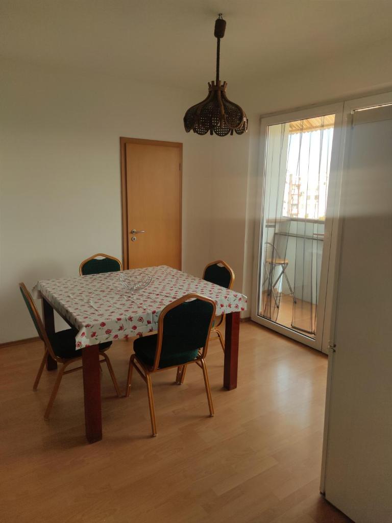 Apartmán blízko centra Levice photo 1