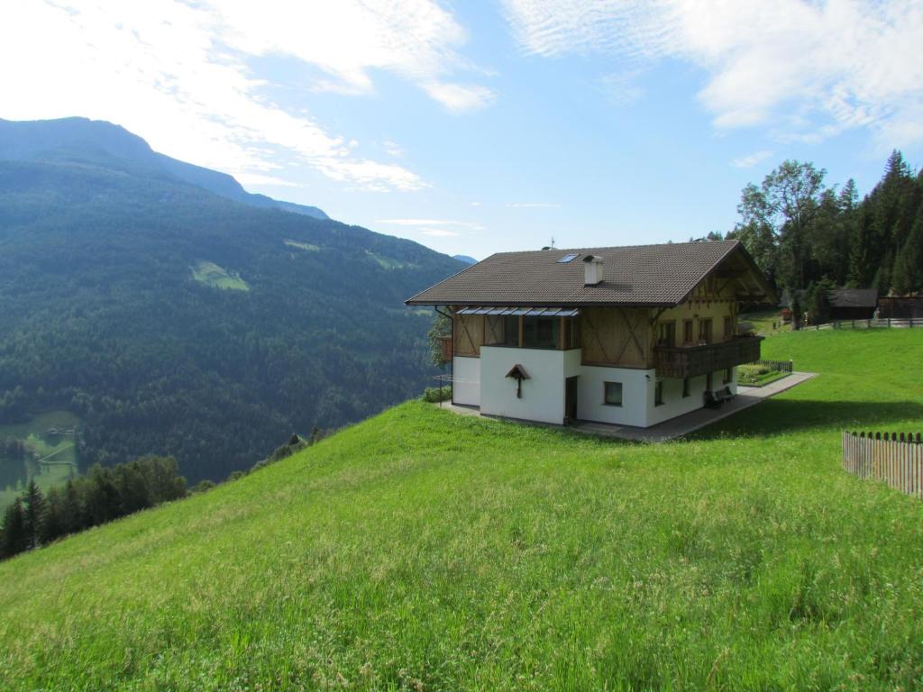 Oeberst-hof photo 2