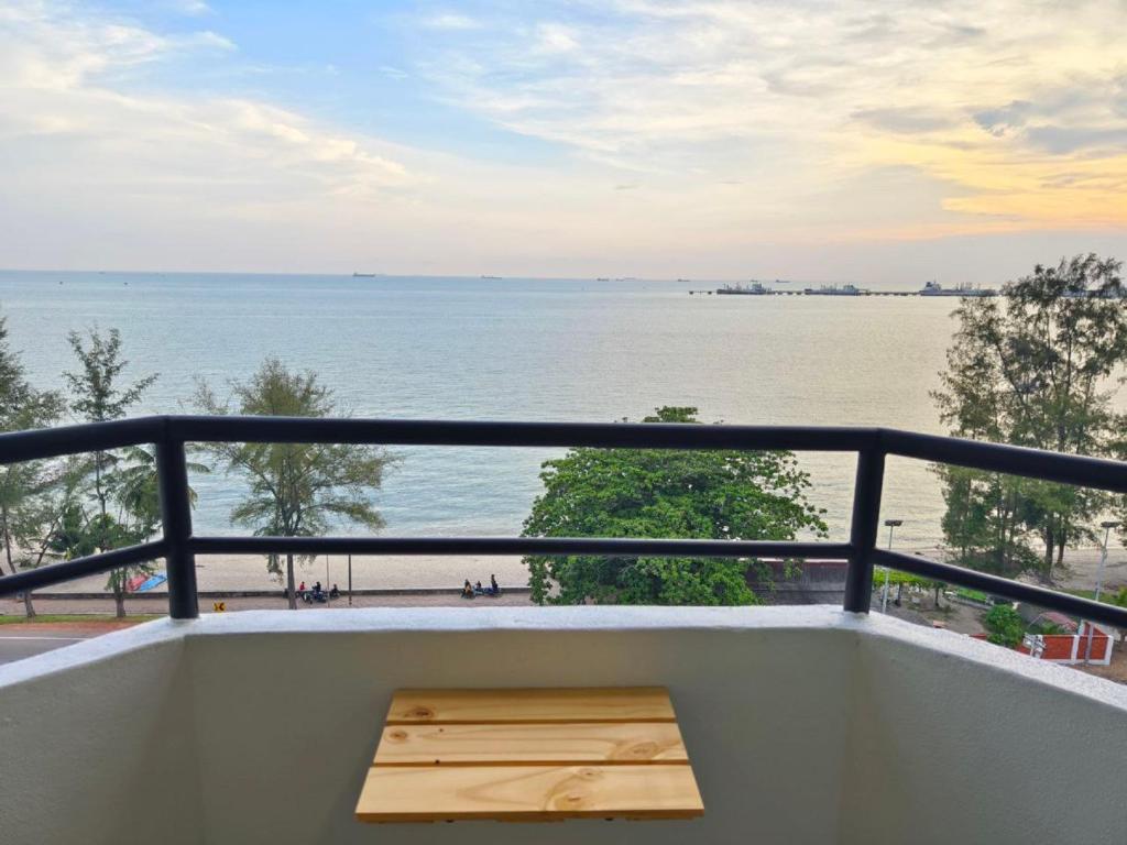 Pantai Puteri Melaka by Glex photo 3