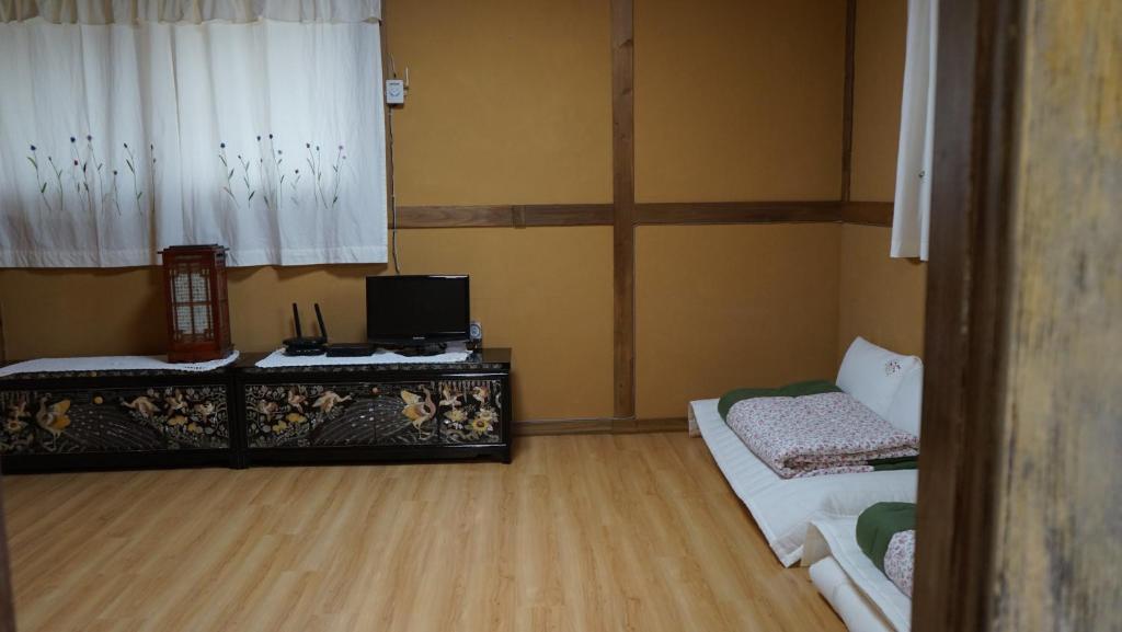Haengjin Guesthouse photo 3