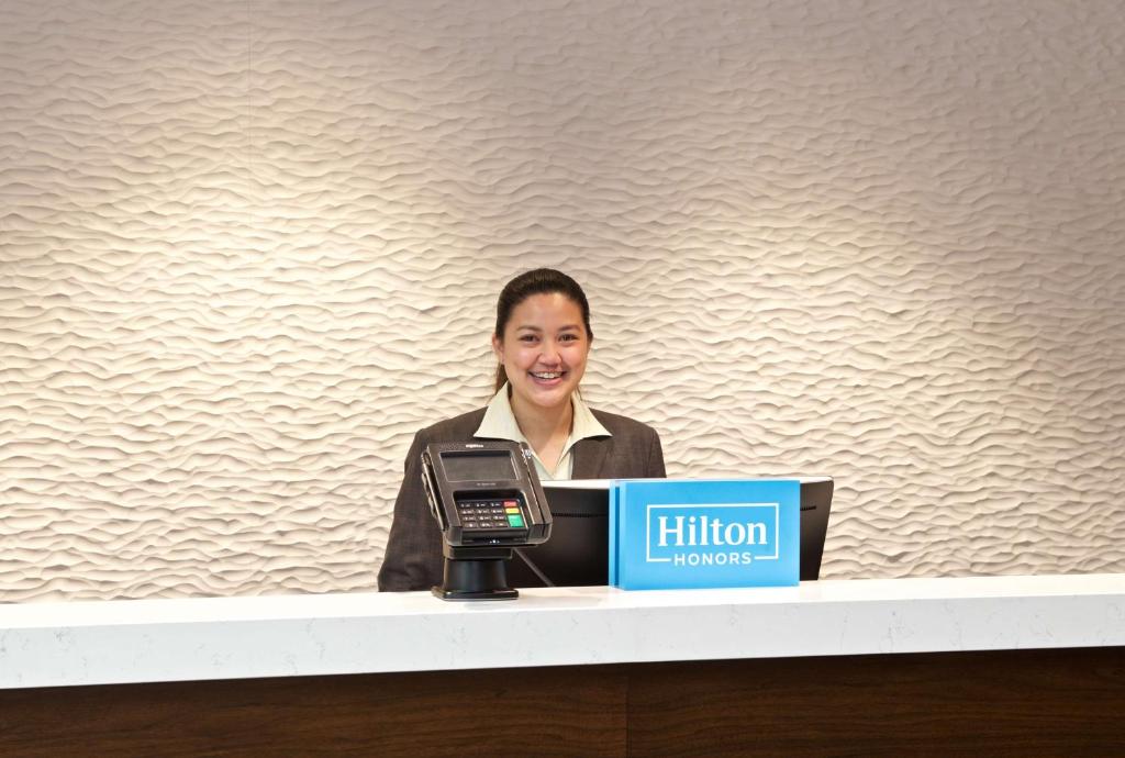 Embassy Suites by Hilton Seattle North Lynnwood photo 4