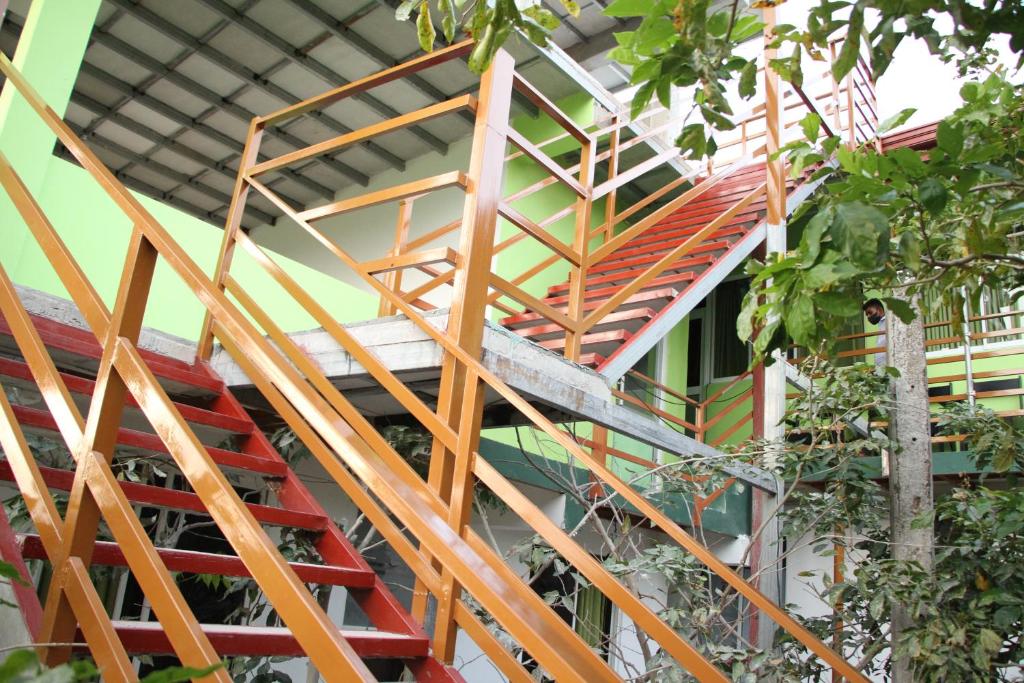 Green Village Rest