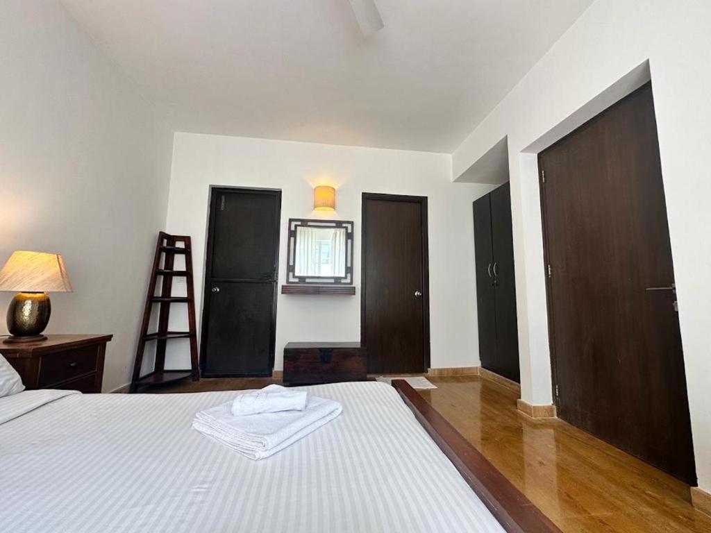 VILLA M - JIA 4 CANDOLIM GOA 3BHK, Pool Facing, Near Beach, Free Breakfast, Free WIFI and Prime location photo 4