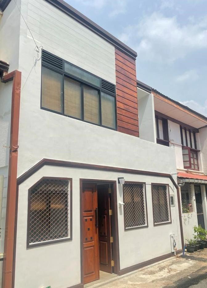 Leo's Home Bamba (Colombo 4)