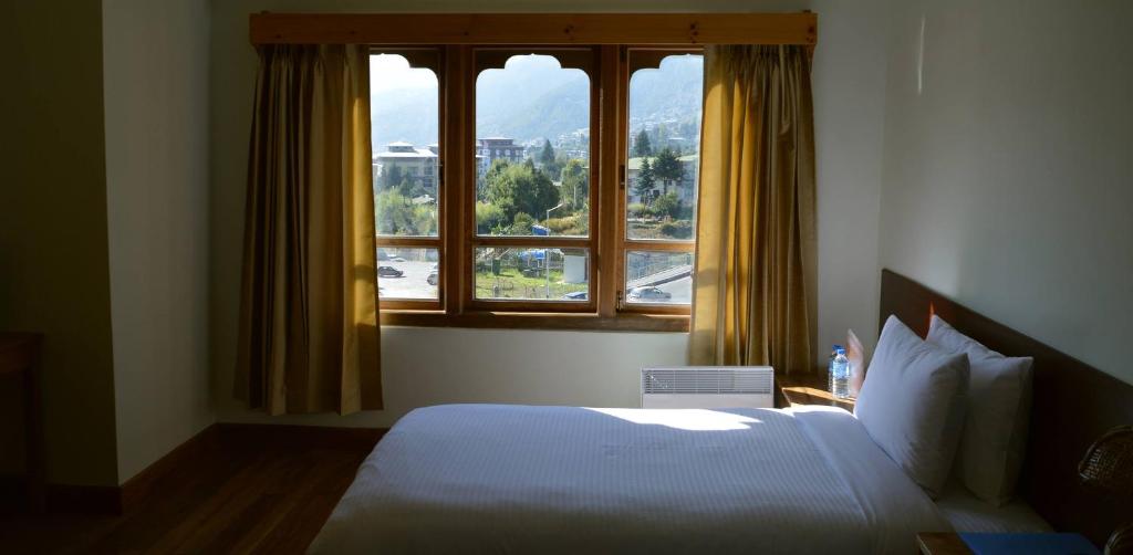 Hotel Amodhara photo 2