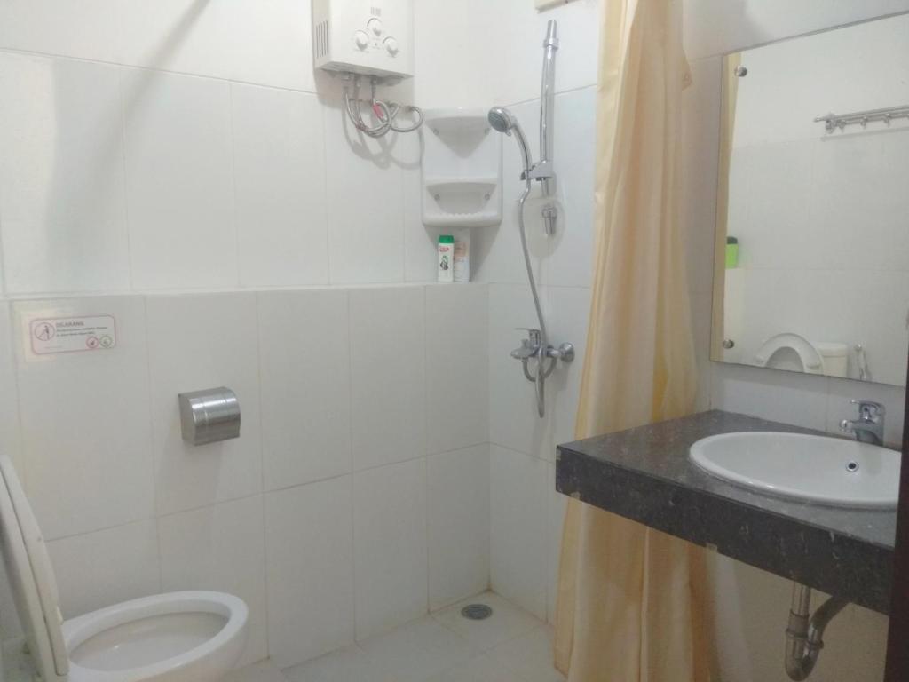 Omah Dixy Family Homestay by FH Stay photo 4