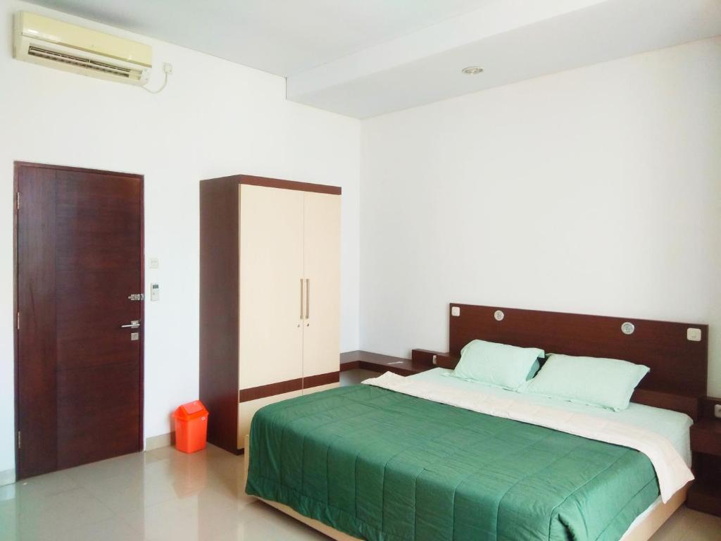 Omah Dixy Family Homestay by FH Stay photo 3