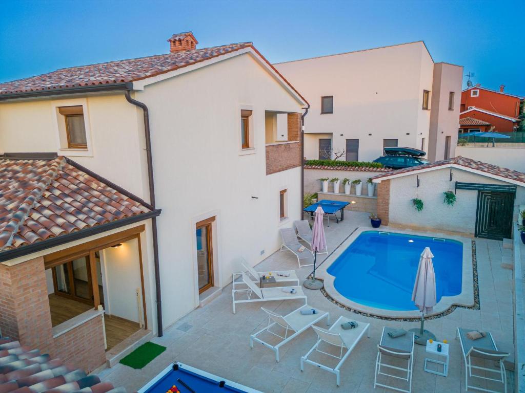 Villa Artist photo 4