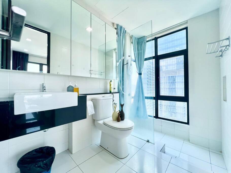 W 1-10Pax Trefoil 2Room Cozy Home WifiTV SetiaAlam photo 2