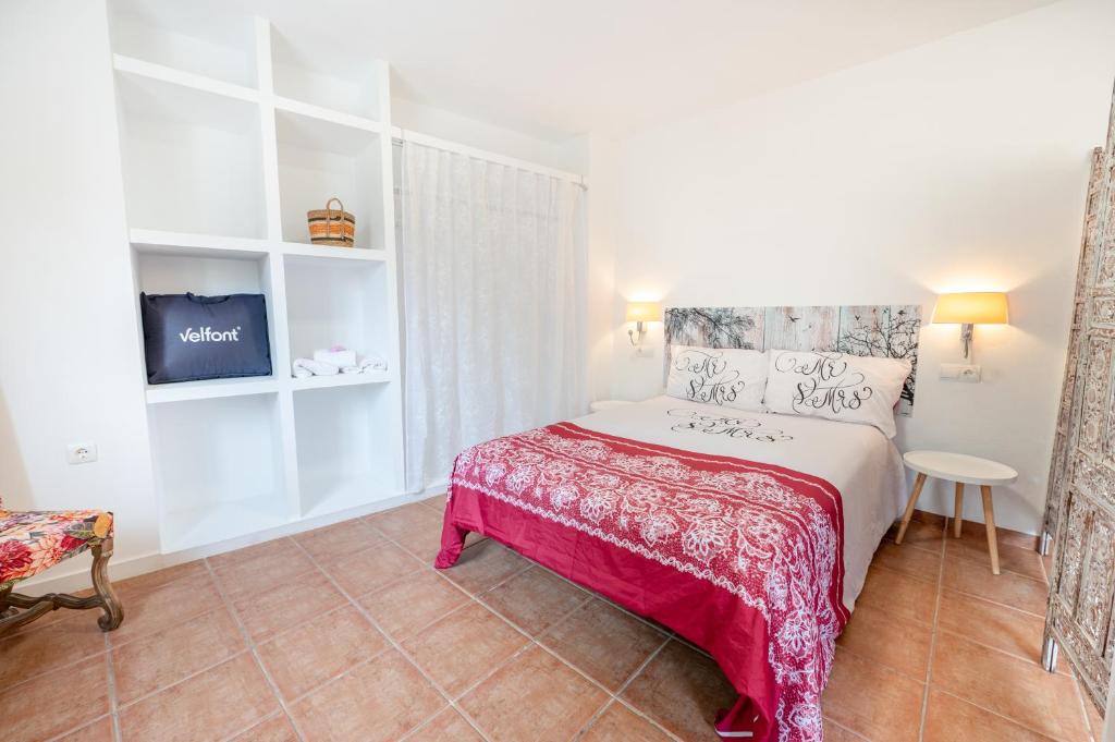 Casa "La Gata Azul" con jardín privado photo 4