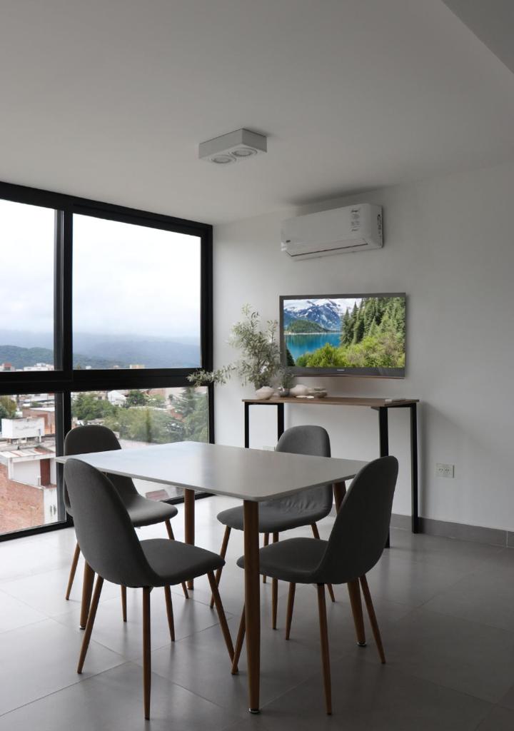 Entire Apartment with Downtown View - AlojarteJuy photo 2
