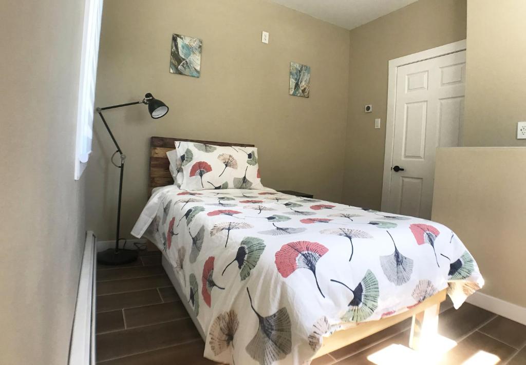 Modern, Cheerful 2BD 1BR Apt+Free parking photo 4