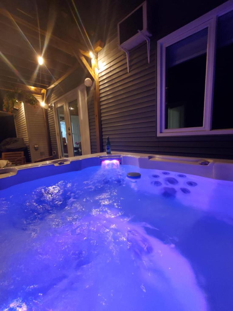 Charming Kelowna Haven with Hot Tub, Parking, Pet-Friendly Bliss photo 4