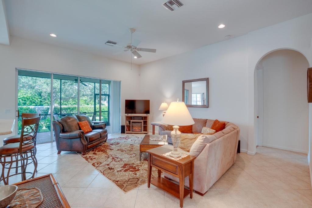 Fort Myers Vacation Rental with Pool Access! photo 3
