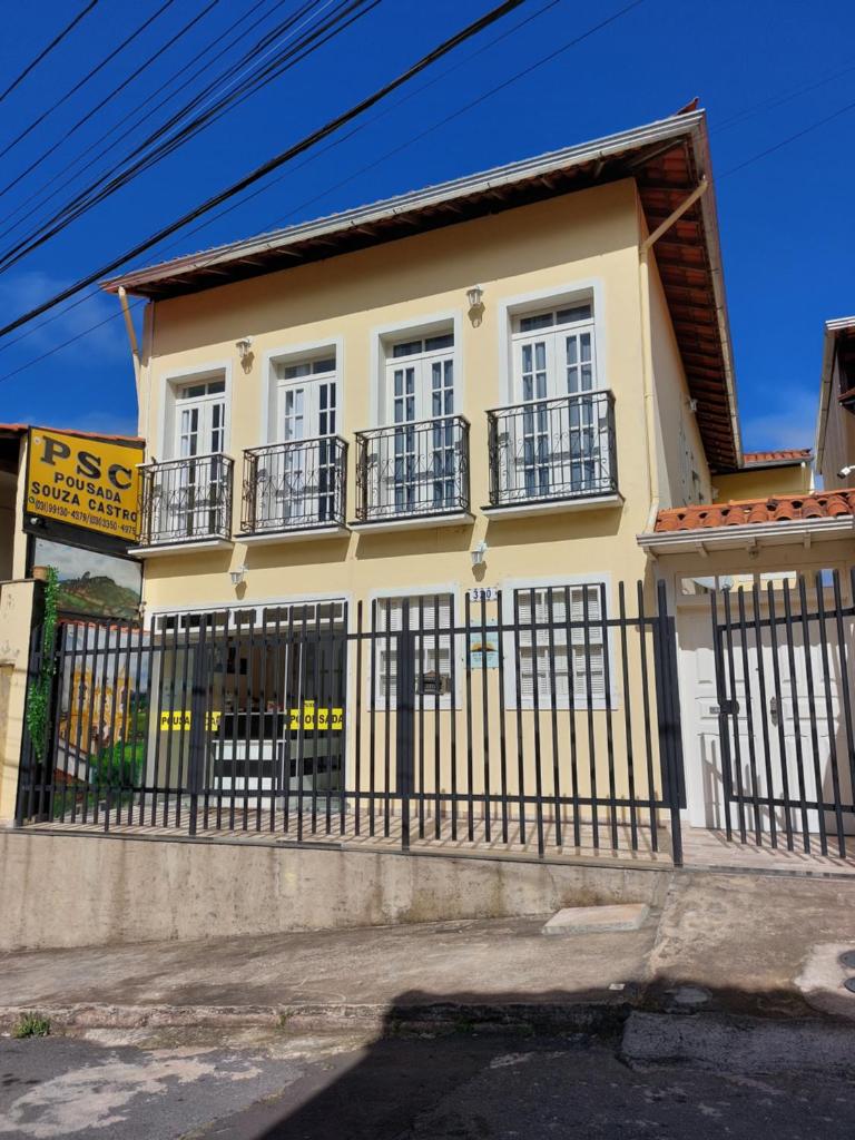 Pousada Souza Castro photo 1