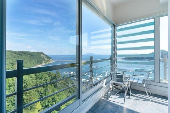 Namhae Season Hotel photo 4