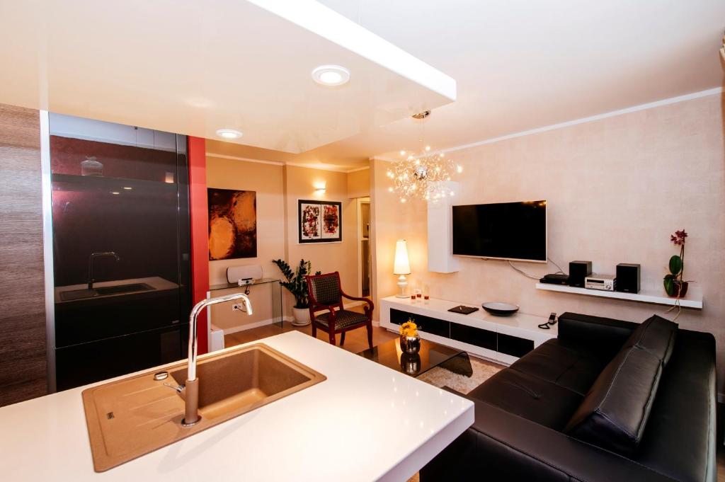 Suites One photo 4