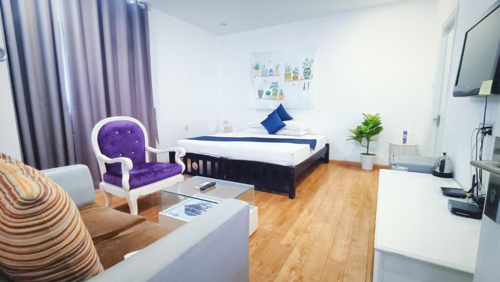 Queen Central Apartment Hotel