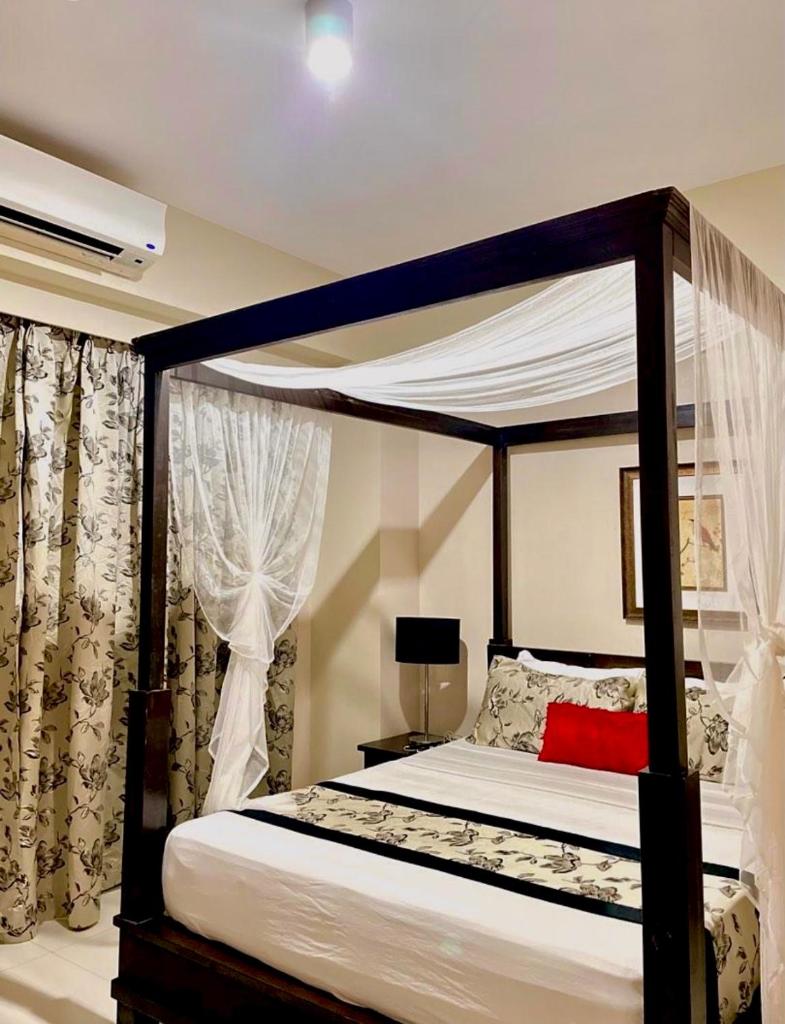 Pico De Loro 2BR Carola B Unit with Lagoon View photo 3