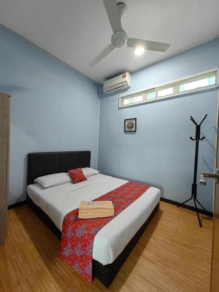 Grapevine Garden Room Type - Double Room with Private Bathroom and Kitchenette