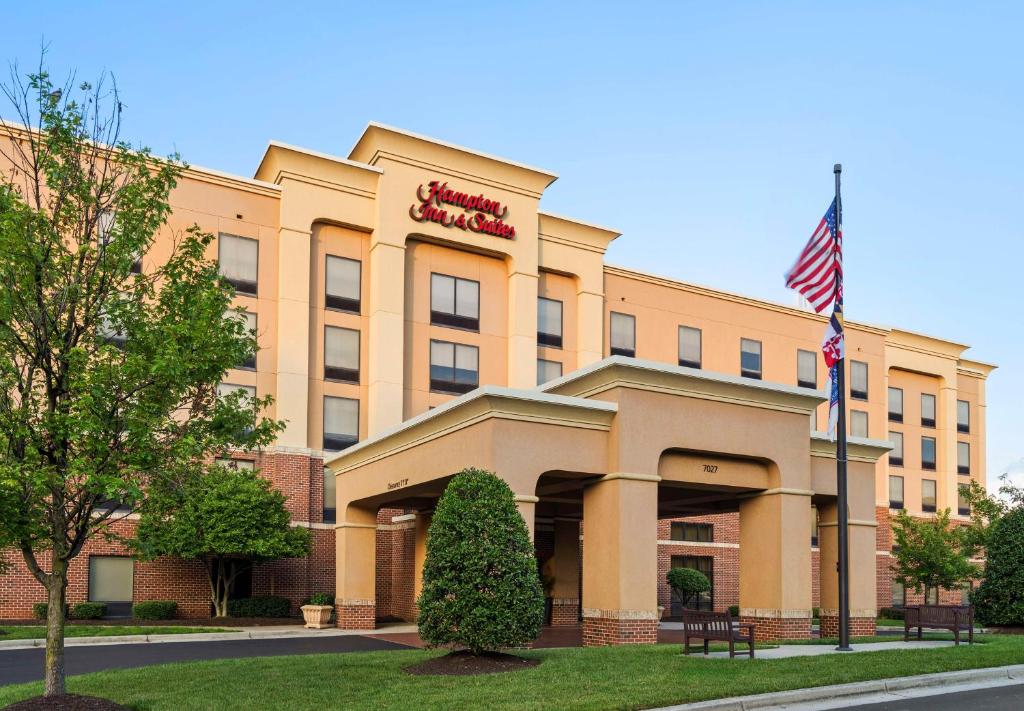 Hampton Inn & Suites Arundel Mills/Baltimore image