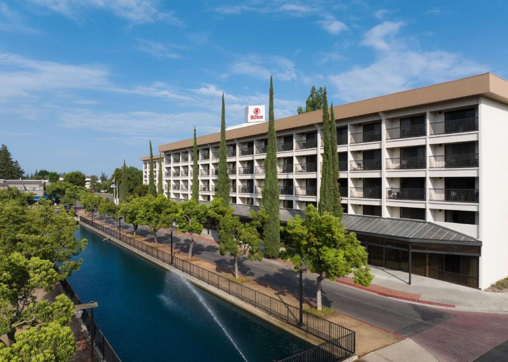 Hilton Stockton image