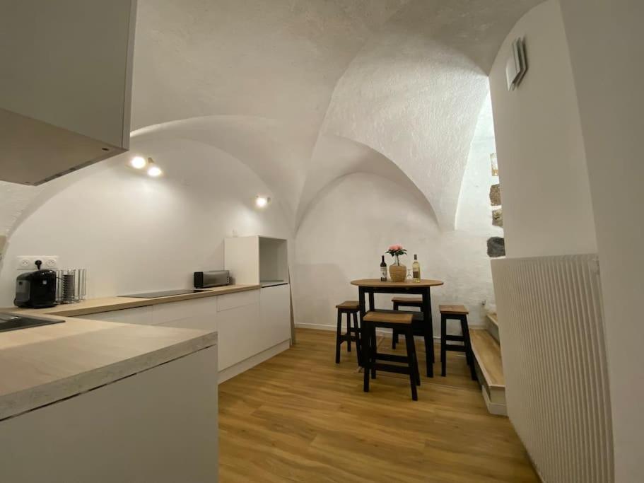 Maison - 4 Chambres - 10 couchages - 2sdb photo 2