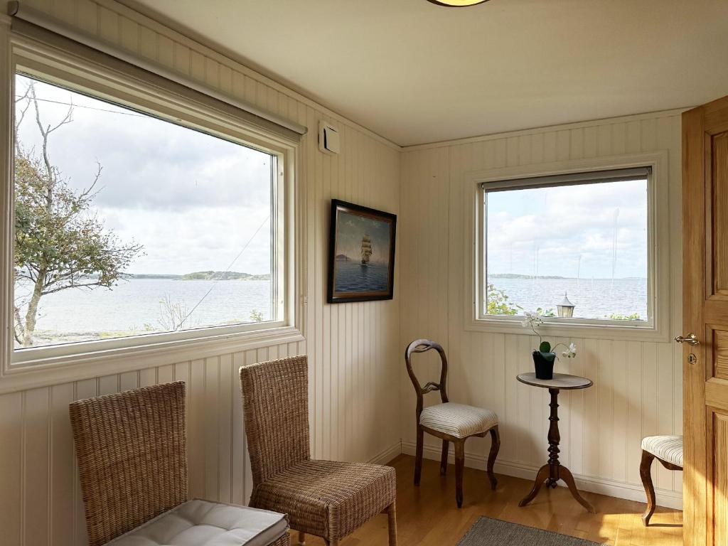 Unique fishermans cottage located by the sea in Saro photo 4