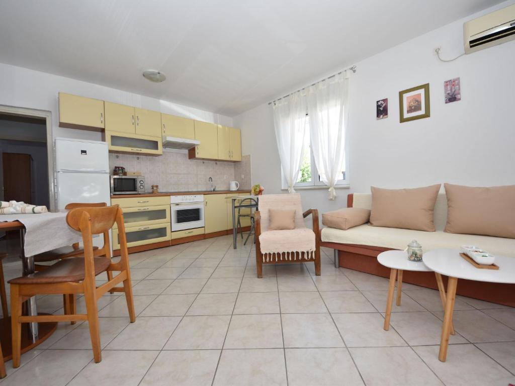 Apartment Katarina by Interhome photo 4