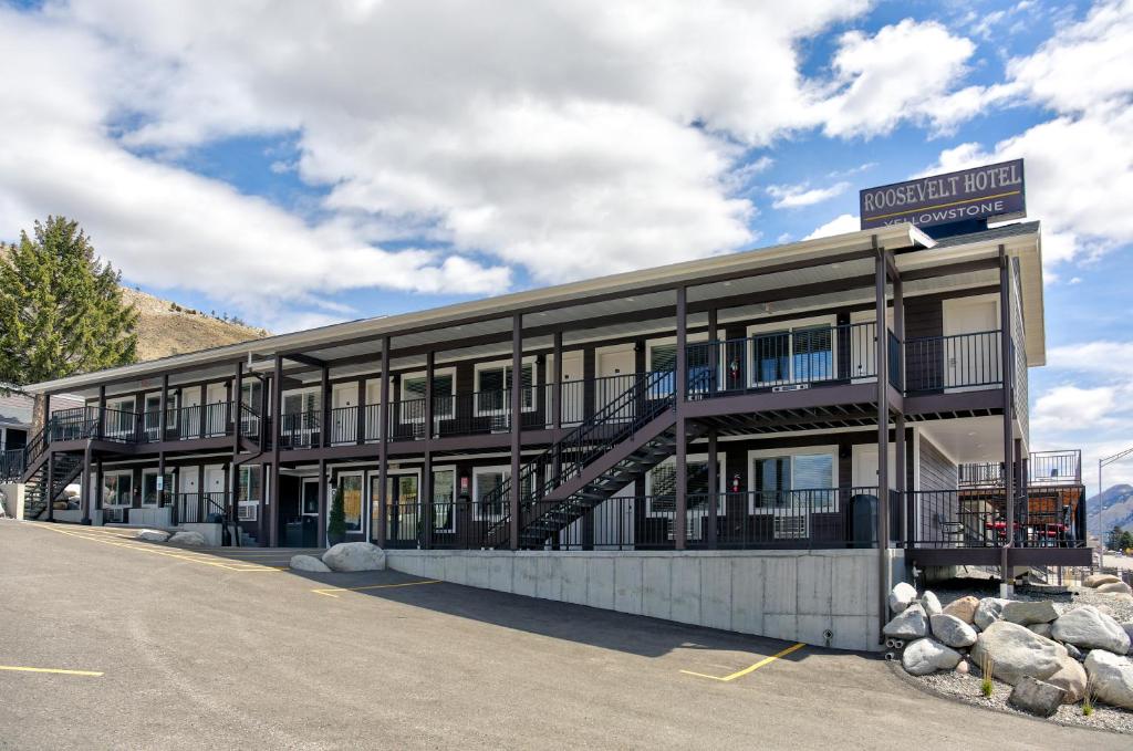 The Roosevelt Hotel - Yellowstone image