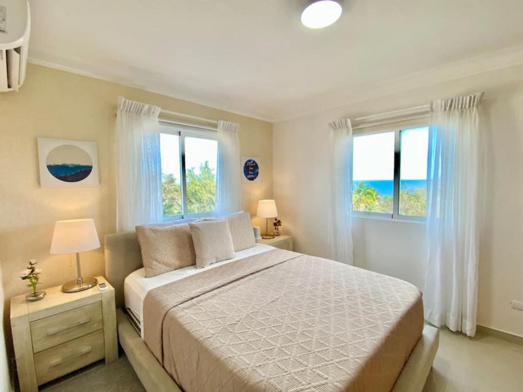 Charming Ocean View Apt Pool photo 4