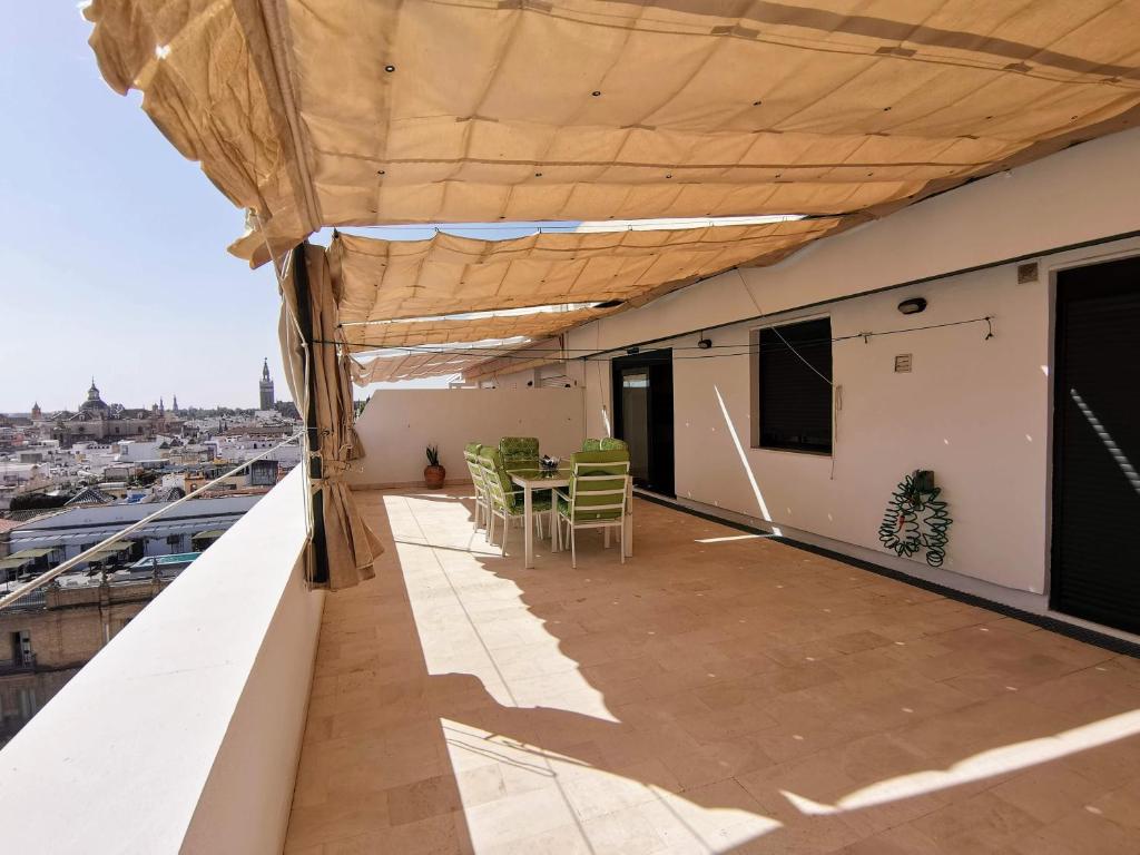 Martin Villa photo 1