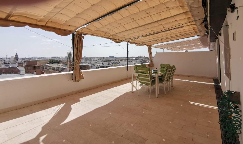 Martin Villa photo 3