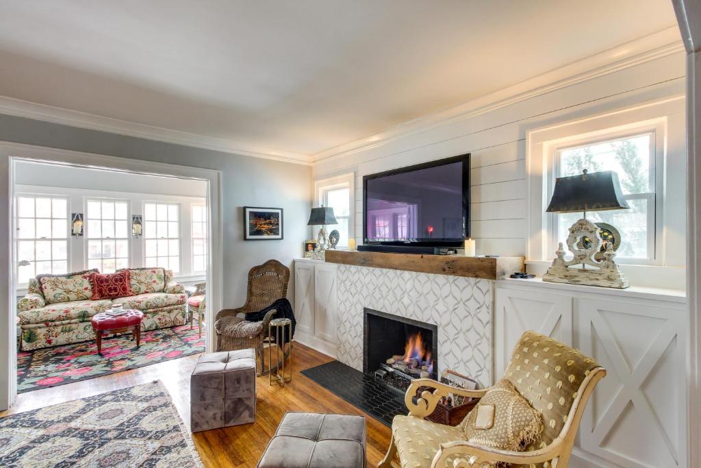 Charming Kansas City Cottage 5 Mi to Downtown photo 3