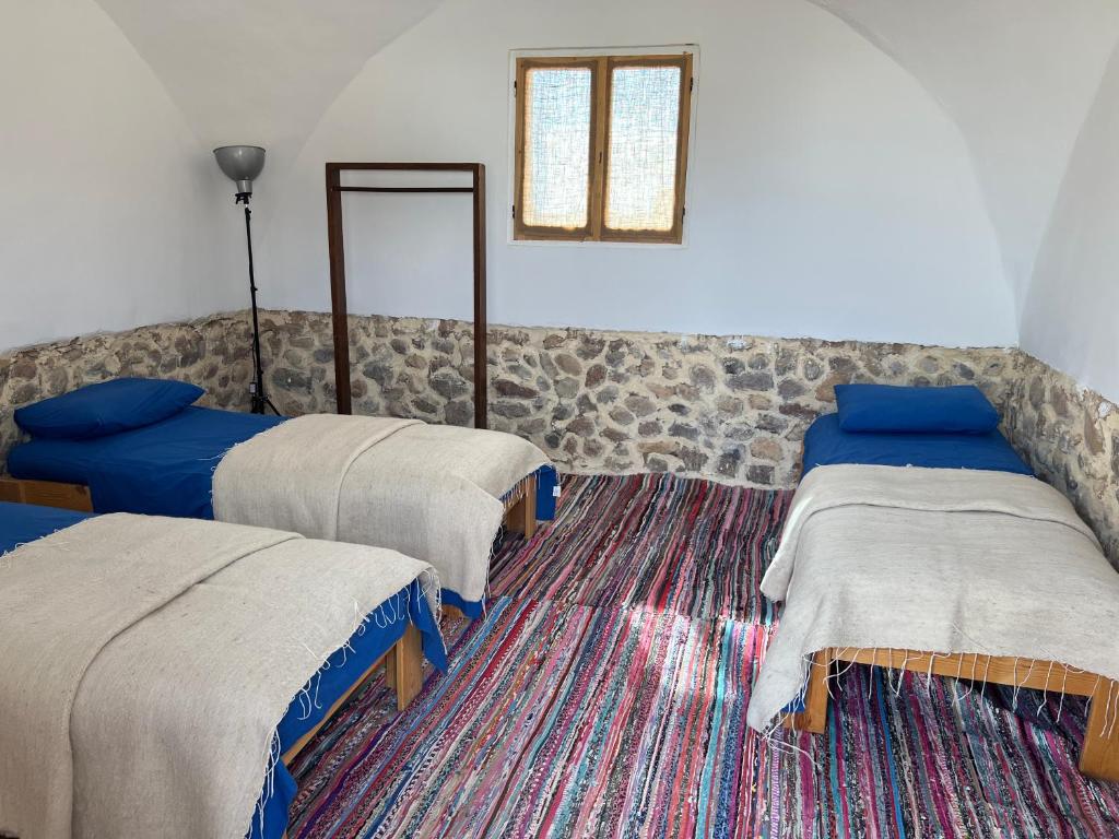 Farm’s guest room photo 3