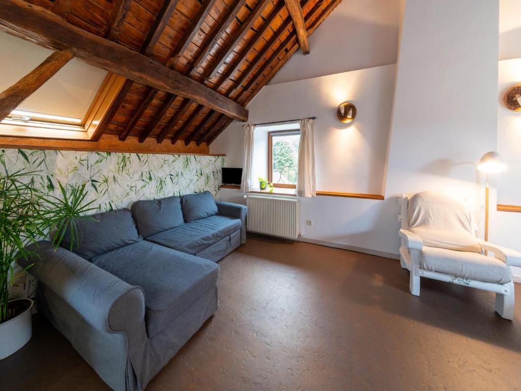 Stunning home for 6 adults with pool photo 4