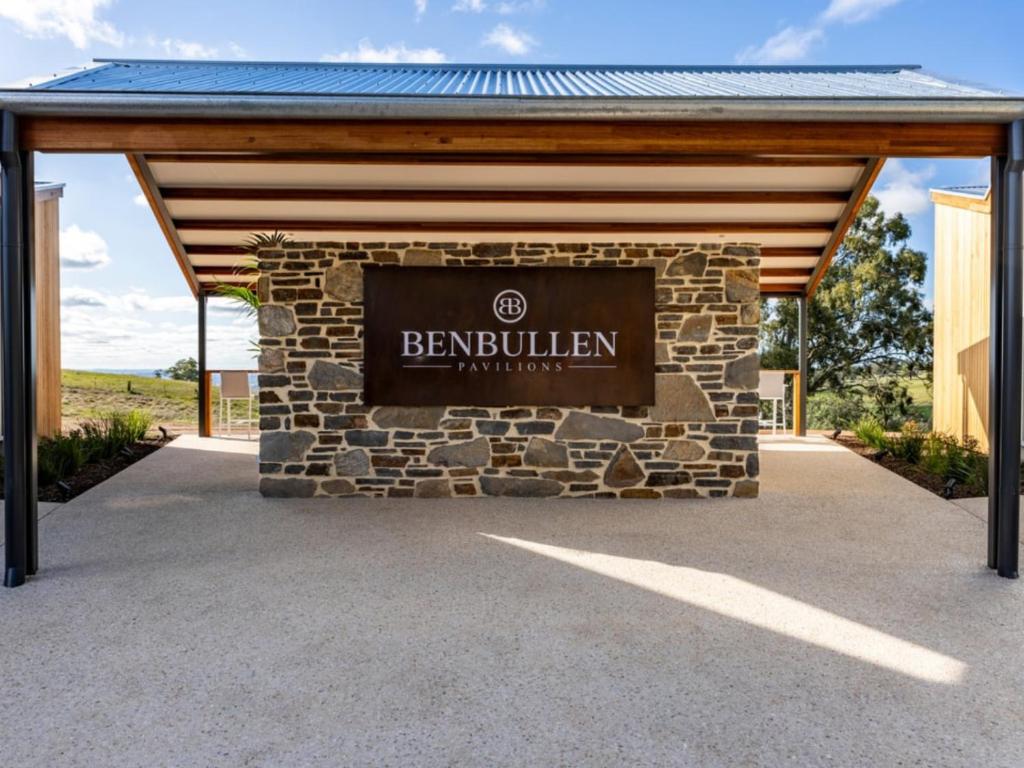 Benbullen Pavilions photo 1