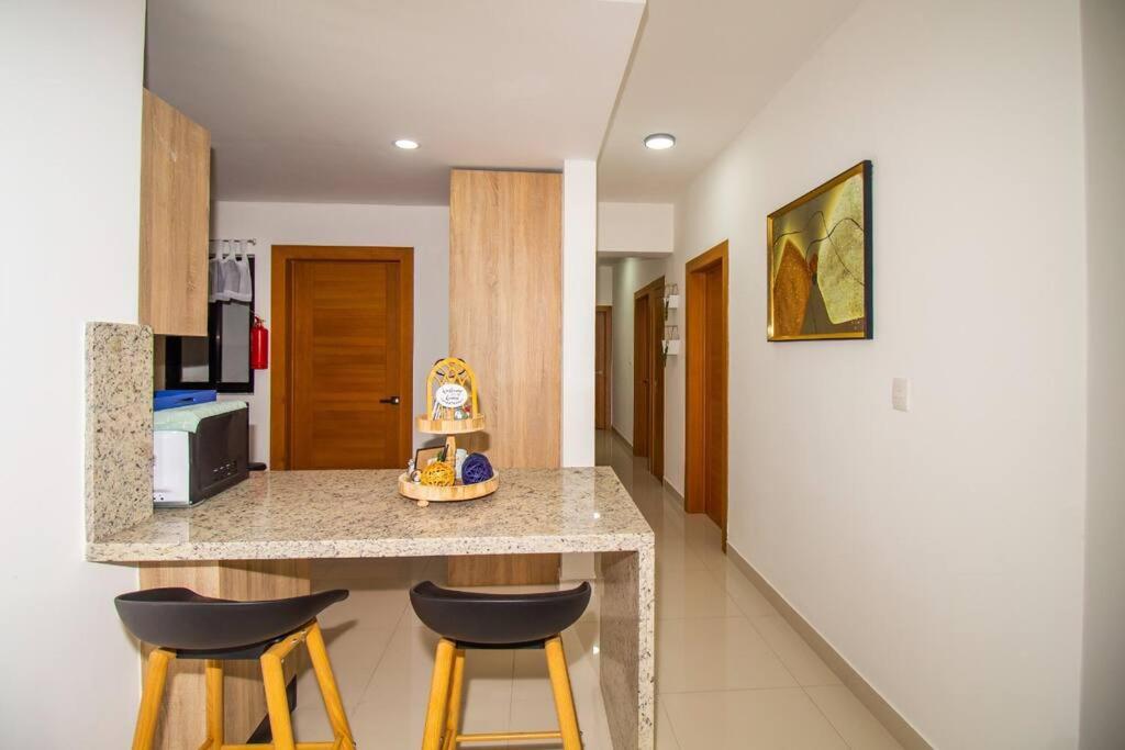 Brand New Luxury Home photo 4