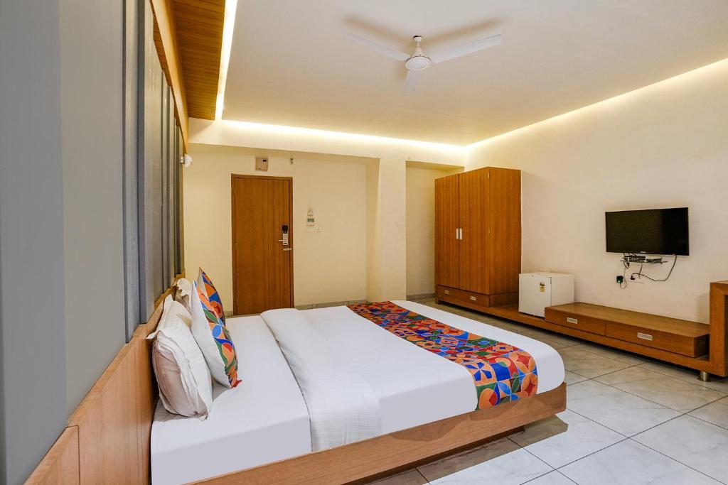 FabHotel Prime Blue Moon photo 3