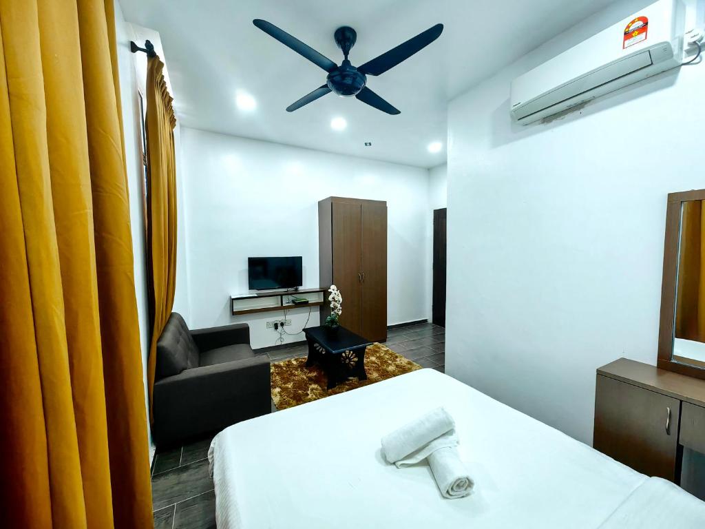 TELUK PENYABUNG RESORT photo 1
