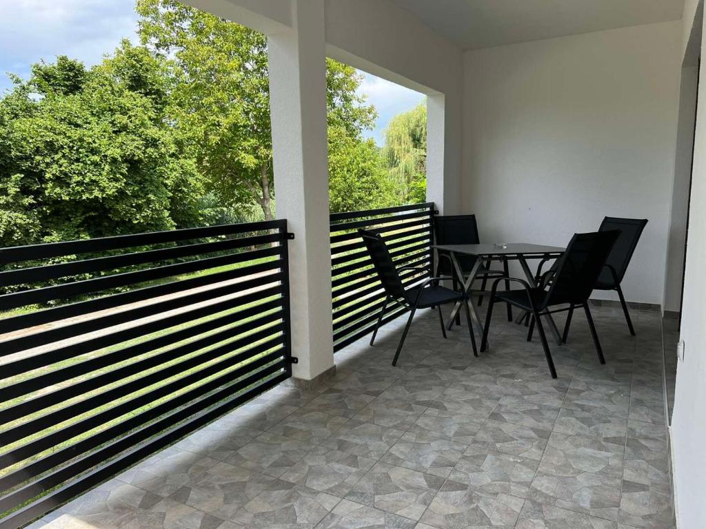Apartmani M photo 1