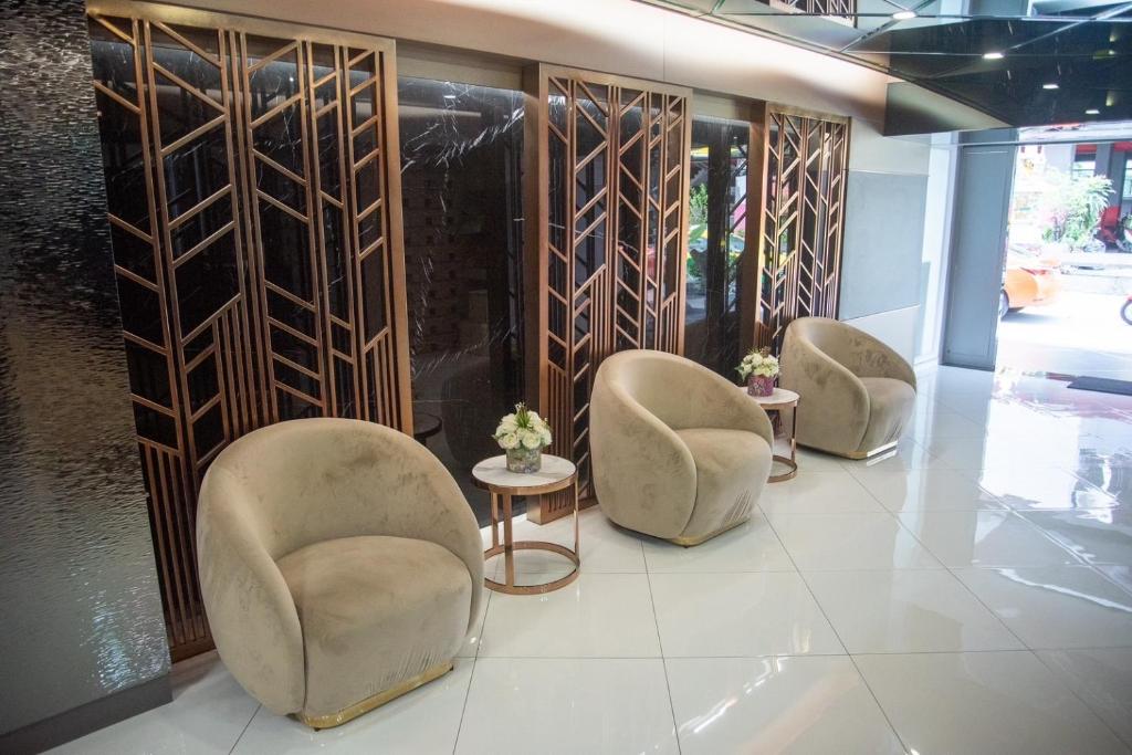 JW Happy room Huaikhwang photo 1